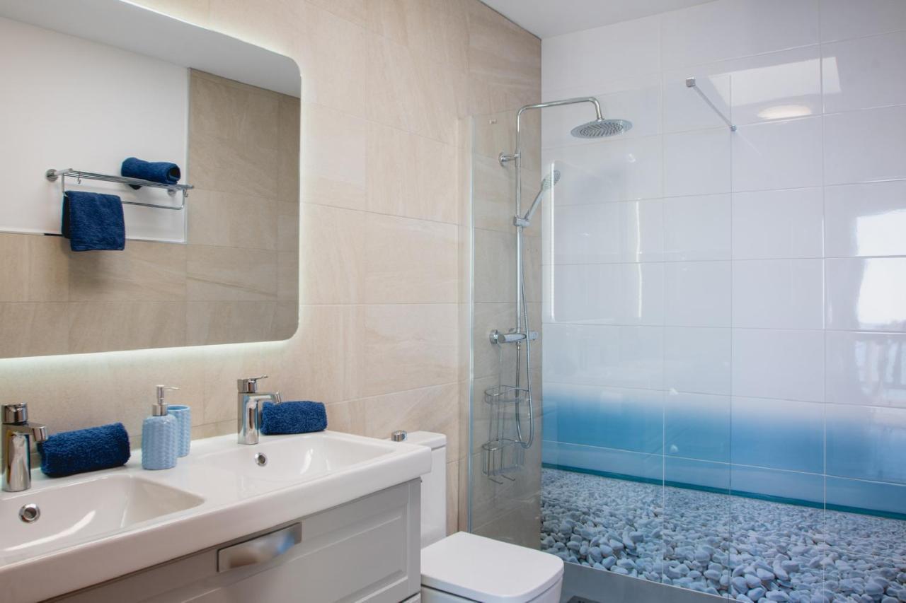 Frontline Villa 25, Modern Coastal Design With Amazing Views Puerto Calero Buitenkant foto